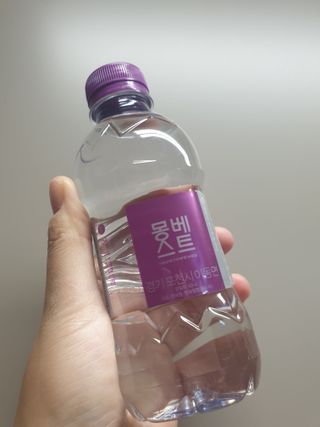 몽베스트 [MONTBEST] 330mL 20병 — 5점을 준 리뷰어가 2021년 10월 올린 사용 사진
