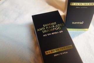 썸헤어 / SUMHAIR 썸헤어  써밋 안티 헤어로스 샴푸+트리트먼트 — 5점을 준 리뷰어가 2021년 6월 올린 사용 사진