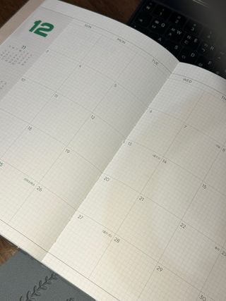 리훈 2024다이어리 아이라이크 모눈다이어리 — 5점을 준 리뷰어가 2023년 9월 올린 사용 사진