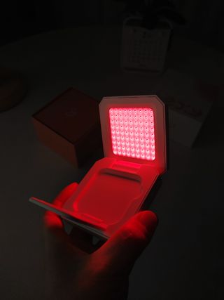 LEDi:Y(레이디) 에임텍 LED 뷰티디바이스 Ledi-y 레이디 — 5점을 준 리뷰어가 2023년 2월 올린 사용 사진