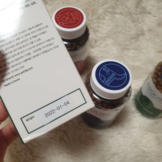 펫21 그로그로 본 강아지 고양이 반려동물 한방 영양제 관절 영양제 — 5점을 준 리뷰어가 2022년 1월 올린 사용 사진
