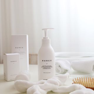 [HUREX] 휴렉스 볼류마이징 탈모완화 기능성 샴푸 본품+휴대용 — 4.5점을 준 리뷰어가 2021년 7월 올린 사용 사진