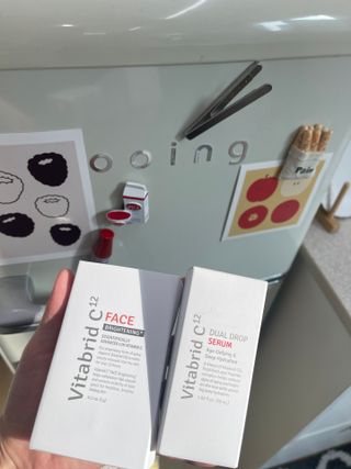Free [비타브리드]피부를 위한 비타민C 조합! 비타브리드C12 듀얼 드롭 세럼&페이스 브라이트닝+ — 5점을 준 리뷰어가 2023년 10월 올린 사용 사진