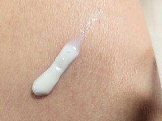 리더스코스메틱 리더스 카밍 바이오틱스 선 에센스 SPF 50+ PA++++ — 5점을 준 리뷰어가 2022년 6월 올린 사용 사진