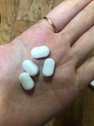 서울약사신협 네이처픽_칼슘마그네슘비타민D_1,305mg x 120캡슐 — 5점을 준 리뷰어가 2021년 9월 올린 사용 사진