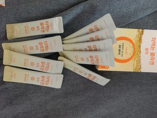 [음료수 대신 가능!]  빠르게 흡수되는 아임오 타먹는 콜라겐 1박스 — 5점을 준 리뷰어가 2023년 4월 올린 사용 사진
