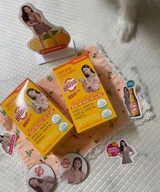 광동생활건강 [제니에디션] 비타500데일리스틱 gift set 60포+제니굿즈 3종+쇼핑백 — 5점을 준 리뷰어가 2021년 11월 올린 사용 사진