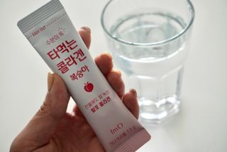 [음료수 대신 가능!]  빠르게 흡수되는 아임오 타먹는 콜라겐 1박스 — 4.5점을 준 리뷰어가 2023년 4월 올린 사용 사진