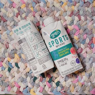 셀렉스스포츠 셀렉스 스포츠 웨이 프로틴 복숭아_ 330ml x 12팩 — 3.5점을 준 리뷰어가 2021년 10월 올린 사용 사진