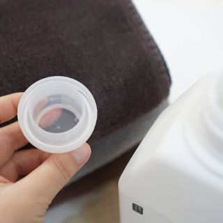 [생활공작소] 섬유유연제 + 세탁세제 1.5L 릴리향 — 4점을 준 리뷰어가 2021년 2월 올린 사용 사진