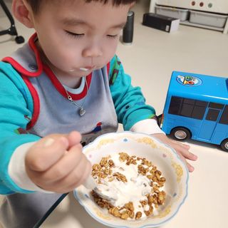 프리 [덴마크] 하이 그릭요거트(3ea 제공) — 5점을 준 리뷰어가 2025년 3월 올린 사용 사진