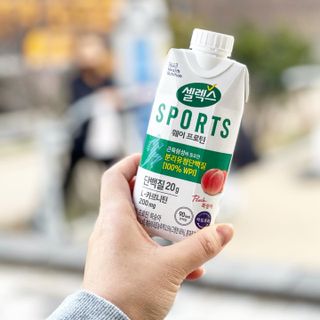 셀렉스스포츠 셀렉스 스포츠 웨이 프로틴 복숭아_ 330ml x 12팩 — 3.5점을 준 리뷰어가 2021년 3월 올린 사용 사진
