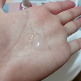 나우 [리브엠] 123억개 엑소좀으로 채운 눈부신 광채, 엑소코어 화이트닝 텐션 앰플 — 5점을 준 리뷰어가 2023년 10월 올린 사용 사진