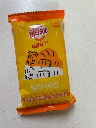 광동생활건강 프리 [광동] VB와 VC를 함유한 멀티 비타민 비타 500 데일리 스틱 180포 — 5점을 준 리뷰어가 2022년 6월 올린 사용 사진