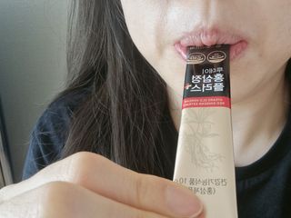 서울약사신협_투데이홍삼정플러스스틱_10g x 30포 — 4점을 준 리뷰어가 2021년 5월 올린 사용 사진