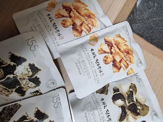오희숙 전통부각 명인 찹쌀김부각, 찹쌀다시마부각, 황태껍질튀각 총 6봉 — 4.5점을 준 리뷰어가 2021년 6월 올린 사용 사진