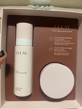 프리마인 바르기만 하면 철벽 스킨케어+24시간 마스크팩 효과. 셀라브 리제너레이팅 시스템 부스터+크림 세트 — 5점을 준 리뷰어가 2023년 7월 올린 사용 사진