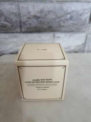 Dr.느루벗 느루벗 링클 솔루션 콘센트레이트 스네일 탄력 달팽이 크림 80g — 5점을 준 리뷰어가 2021년 2월 올린 사용 사진