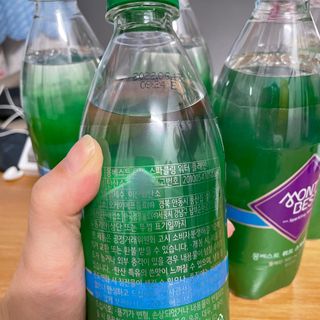 몽베스트 Montbest with Sparkling water Plain 20병 — 5점을 준 리뷰어가 2021년 10월 올린 사용 사진