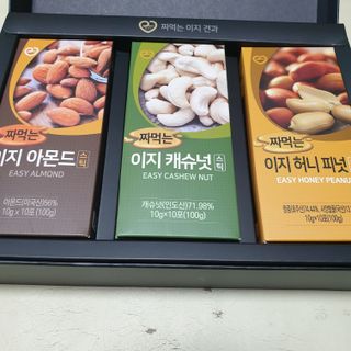 짜먹는 이지견과 짜먹는 이지아몬드, 짜먹는 이지허니피넛, 짜먹는 이지캐슈넛 각 10g X  10포 — 5점을 준 리뷰어가 2021년 3월 올린 사용 사진