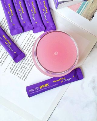 브이나인 글루타치온 비타민C 콜라겐 세라마이드 14포 1BOX — 5점을 준 리뷰어가 2022년 8월 올린 사용 사진