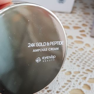 아이앤립 / EYENLIP 아이앤립 24K 골드 N 펩타이드 앰플 크림 — 4.5점을 준 리뷰어가 2021년 8월 올린 사용 사진