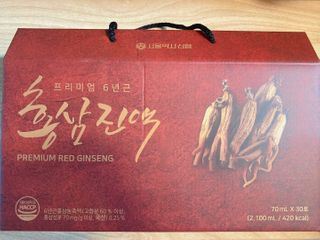 서울약사신협_프리미엄 6년근 홍삼진액_70mlx30포 — 4점을 준 리뷰어가 2021년 2월 올린 사용 사진