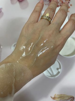 스킨1004 [SKIN1004] 마다가스카르 센텔라 퀵 카밍 패드 70매 130ml — 5점을 준 리뷰어가 2024년 9월 올린 사용 사진