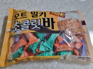델리스 오트 밀키 초콜릿 바 — 4점을 준 리뷰어가 2023년 1월 올린 사용 사진