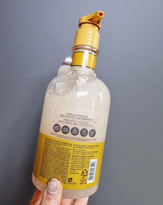벨먼 내추럴스파 수분광채 스크럽 바디워시 600ml 5종 — 5점을 준 리뷰어가 2022년 5월 올린 사용 사진