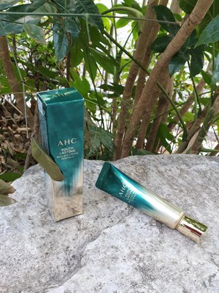 [NEW 탄력유턴 아이크림] AHC 유스 래스팅 리얼 아이크림 포 페이스 — 5점을 준 리뷰어가 2021년 1월 올린 사용 사진