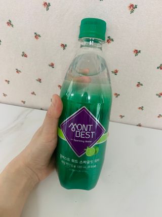 몽베스트 Montbest with Sparkling water Lime20병 — 5점을 준 리뷰어가 2023년 3월 올린 사용 사진