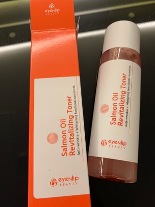 아이앤립 / EYENLIP 아이앤립 연어오일 리바이탈라이징 토너 — 5점을 준 리뷰어가 2021년 3월 올린 사용 사진