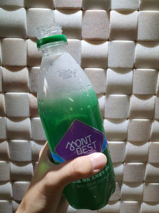 몽베스트 Montbest with Sparkling water Plain 20병 — 5점을 준 리뷰어가 2021년 10월 올린 사용 사진