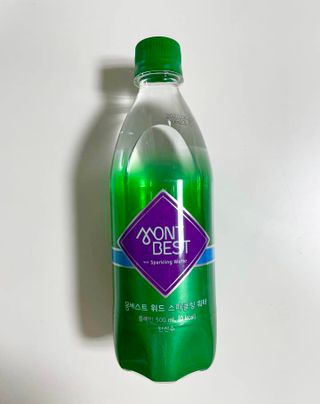 몽베스트 Montbest with Sparkling water Plain 20병 — 5점을 준 리뷰어가 2021년 11월 올린 사용 사진