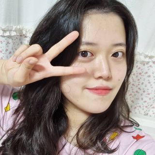 [유니자르] 엘라스틴 저분자 콜라겐95 + 칼라민 100 — 5점을 준 리뷰어가 2021년 11월 올린 사용 사진