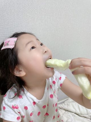 딜라이트 프로젝트  달콤한 눈꽃 간식세트( 눈꽃 솜사탕 / 레몬라임 솜사탕 / 달고나 총 7EA+스마트톡 증정) — 5점을 준 리뷰어가 2022년 4월 올린 사용 사진
