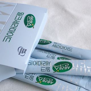 셀렉스스포츠 셀렉스 밀크세라마이드 저분자피쉬콜라겐 28포 X 1박스 — 5점을 준 리뷰어가 2021년 6월 올린 사용 사진