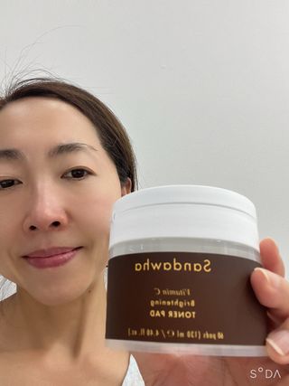 산다화 비타민씨 화이트닝 토너 패드 — 4.5점을 준 리뷰어가 2023년 6월 올린 사용 사진