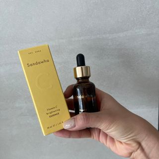 스킨큐어 산다화 비타민c 화이트닝 에센스 30ml — 5점을 준 리뷰어가 2023년 9월 올린 사용 사진