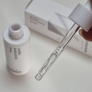 바노바기 코스메틱 알파 래디언스 세럼 30ml — 5점을 준 리뷰어가 2023년 12월 올린 사용 사진