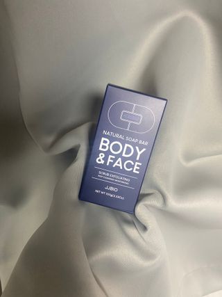 제이제이바이오 허브마사지바 올인원 알약비누 — 5점을 준 리뷰어가 2022년 3월 올린 사용 사진