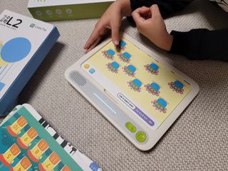 크레타탭 차세대 사고력 유아수학 학습기 페이퍼 태블릿 — 5점을 준 리뷰어가 2023년 10월 올린 사용 사진