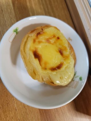 디앙뜨 포르투갈 에그타르트 오리지널 맛+패션후르츠+초콜릿타르트 맛 중 택1 — 5점을 준 리뷰어가 2021년 8월 올린 사용 사진