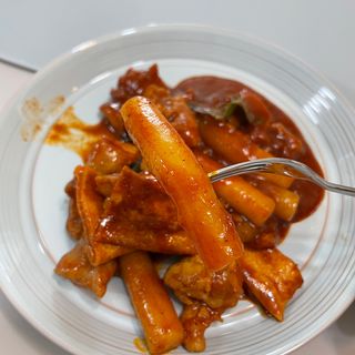 한성기업 무볼레 닭떡볶이+해물떡볶이 2종 세트 — 5점을 준 리뷰어가 2021년 10월 올린 사용 사진