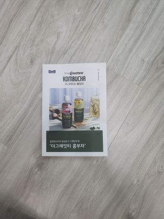 더그레잇티 콤부차 300ml *12개입 (오리지널 6개+베리리치 6개) — 5점을 준 리뷰어가 2022년 7월 올린 사용 사진