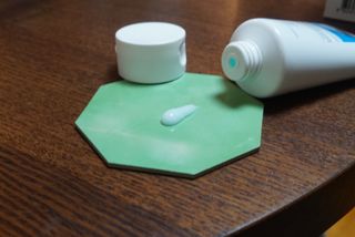 랑벨 수퍼내츄럴 아쿠아 수딩 크림 100ml — 5점을 준 리뷰어가 2022년 4월 올린 사용 사진