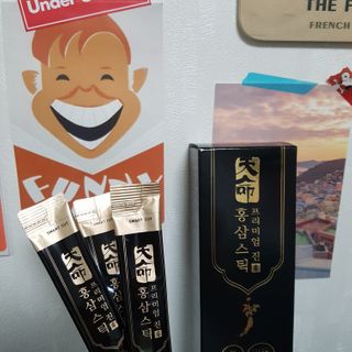 헬스업_천명진프리미엄홍삼스틱_10ml x 30포 — 4점을 준 리뷰어가 2021년 2월 올린 사용 사진