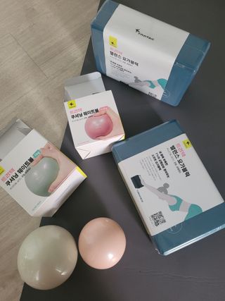 트라택 쿠셔닝 웨이트볼 0.5kg + 1kg SET — 5점을 준 리뷰어가 2022년 6월 올린 사용 사진