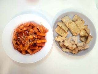 응큼떡볶이 — 5점을 준 리뷰어가 2021년 3월 올린 사용 사진